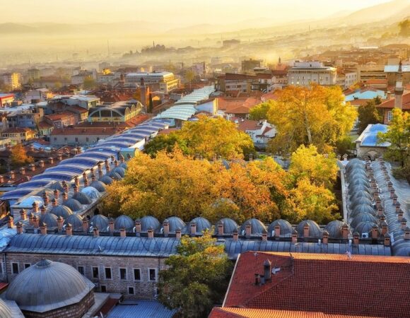 Bursa’da Gezilecek Yerler: Tarihi ve Turistik Yerler Rehberi